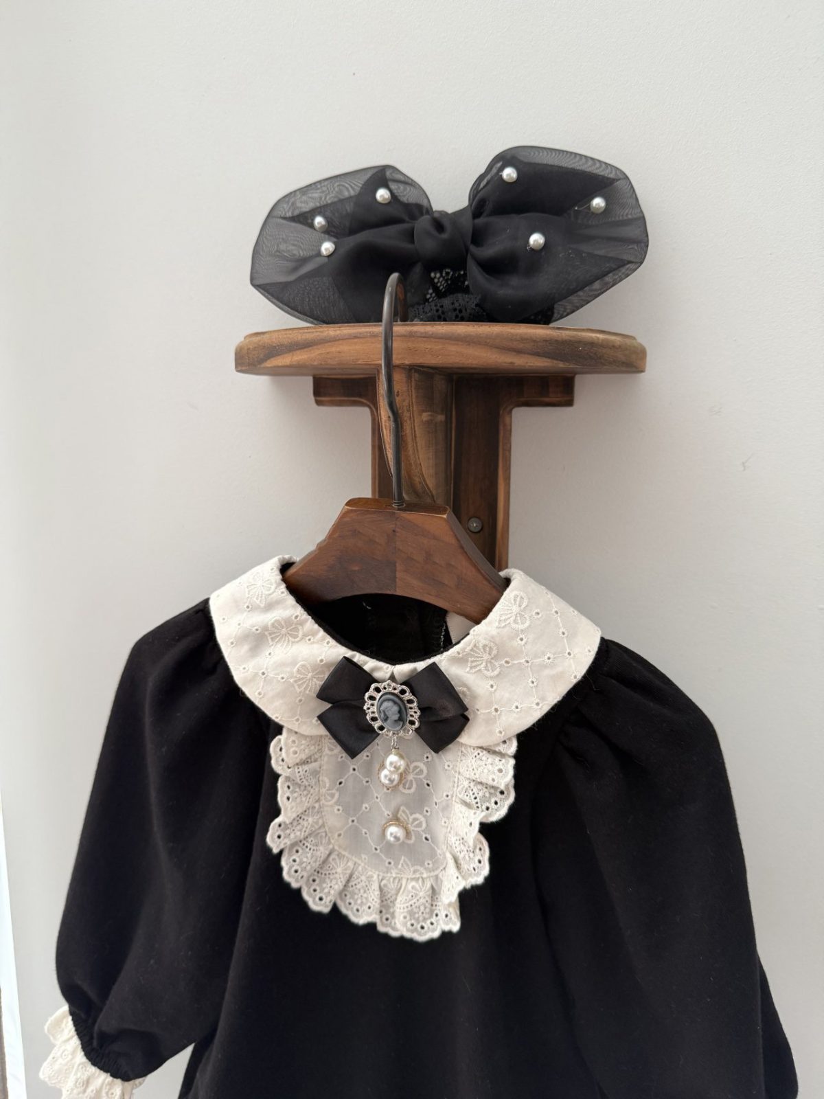 Anna Suit (with Corsage) - Image 3