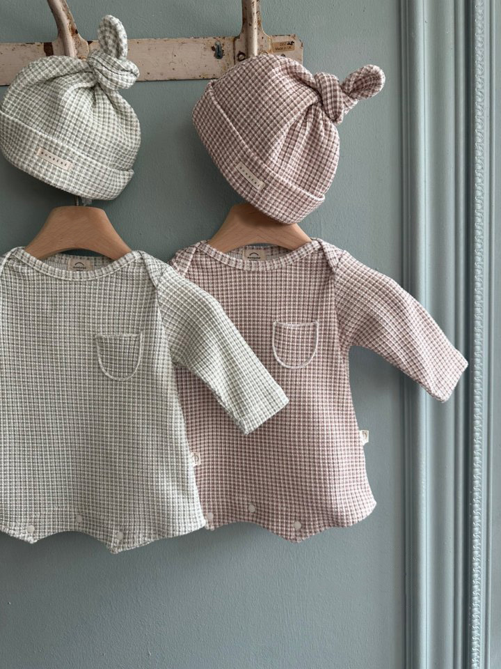 Maison Suit (With Bonnet) image 8 Maison Suit With Bonnet - Image 1