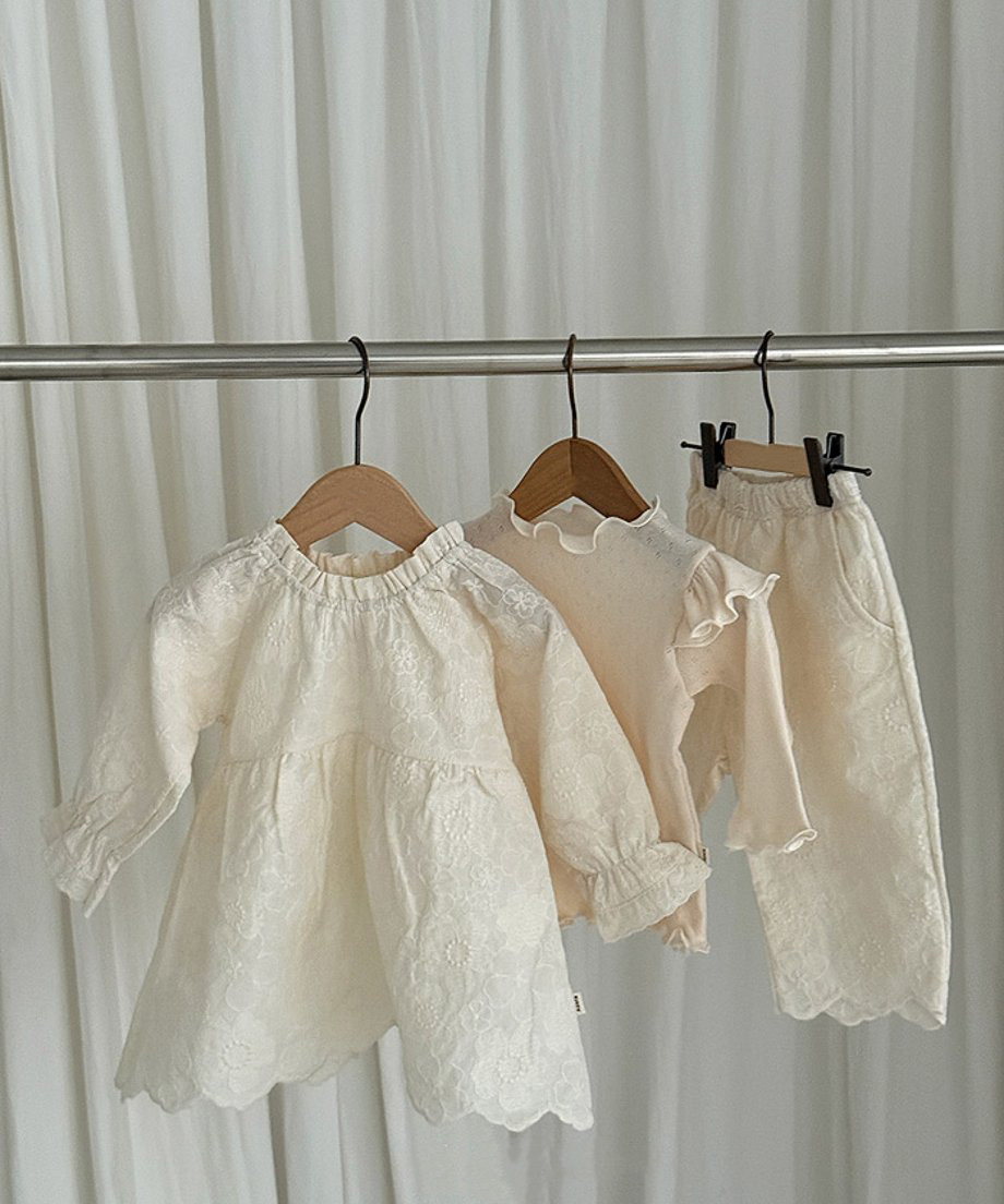 fit=cover,w=920,h=1104 Ellin Set - Image 1